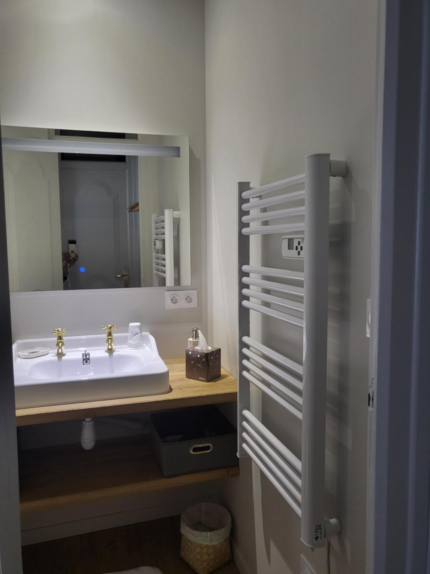 La Petite Perle De Quimper Bed & Breakfast Dış mekan fotoğraf